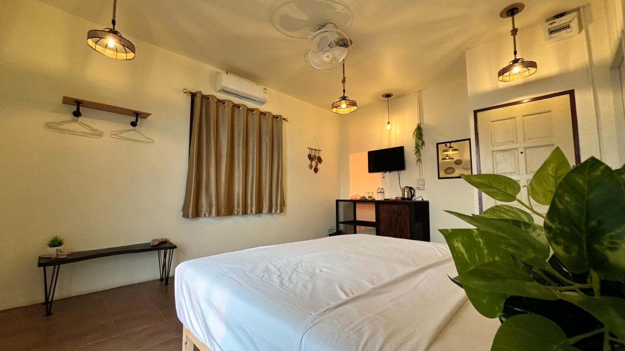 Tchin Tchin Guesthouse Ко Чанг Экстерьер фото