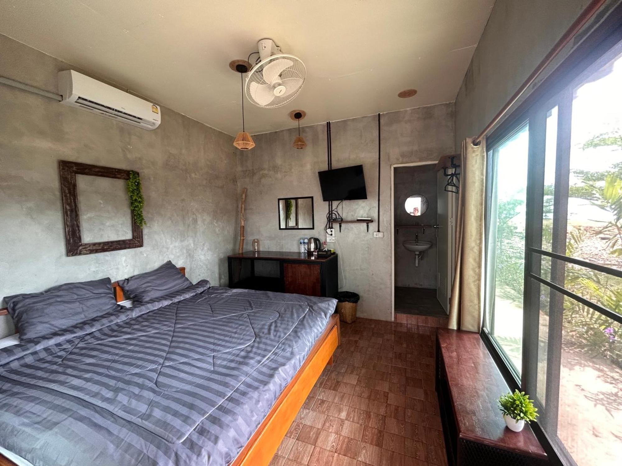 Tchin Tchin Guesthouse Ко Чанг Экстерьер фото